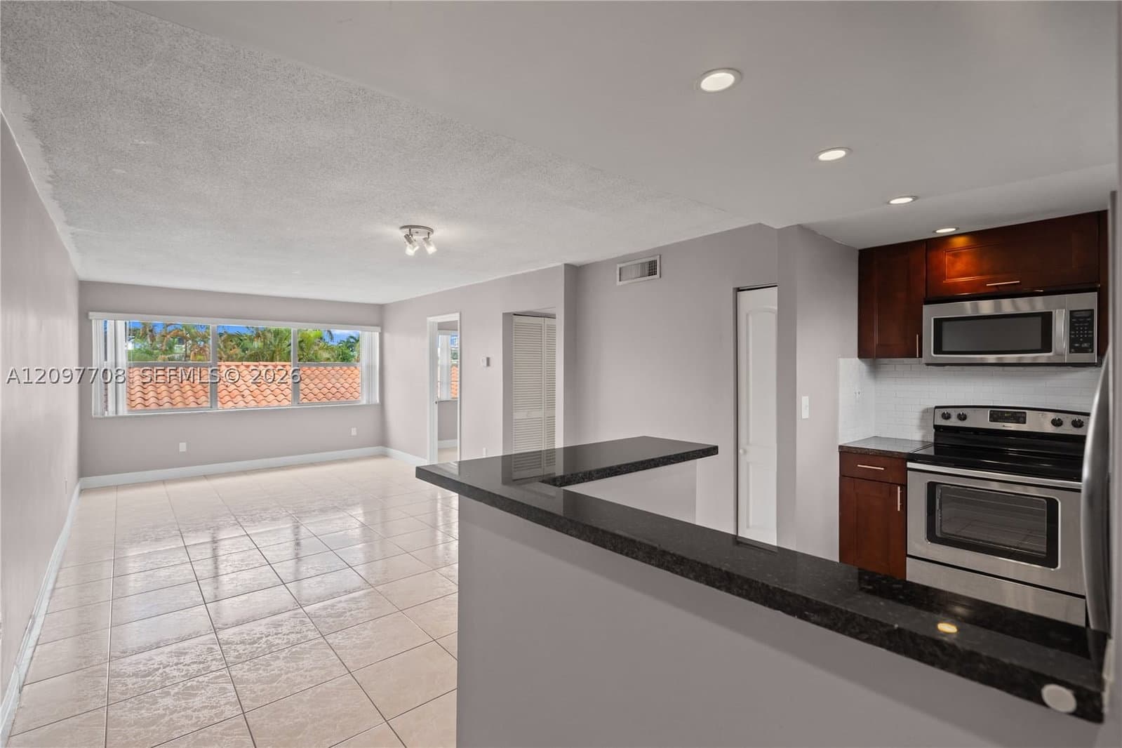 2+1 Condo — 2150 Bay Dr #6, Miami Beach, FL 33141