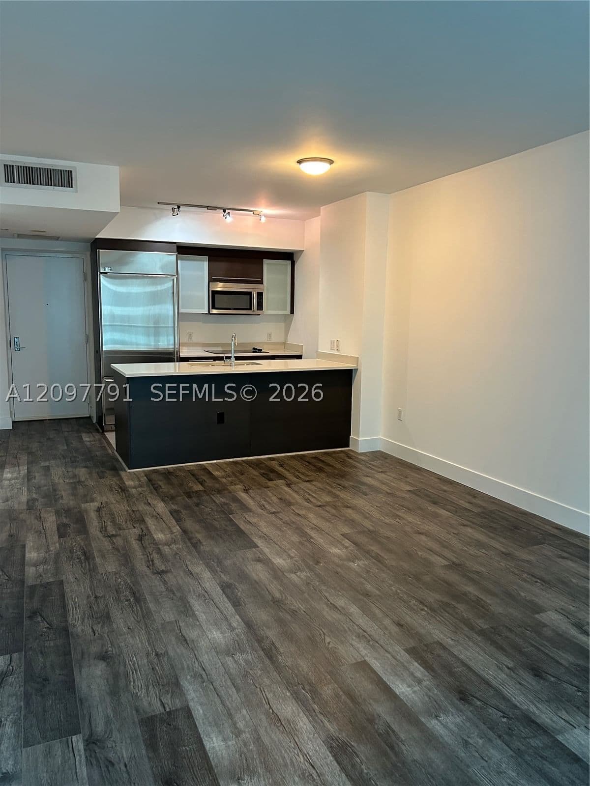 1+1 Daire — 500 Brickell Ave #2304, Miami, FL 33131