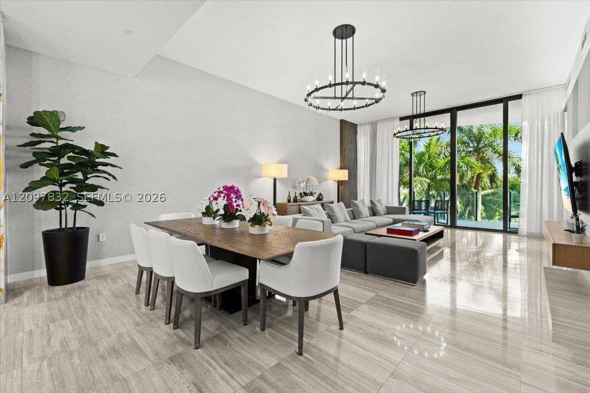 3+1 Condo — 2821 Bayshore Dr #6B, Miami, FL 33133