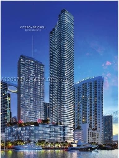 1+1 Condo — 77 SE 5th Street #4014, Miami, FL 33131