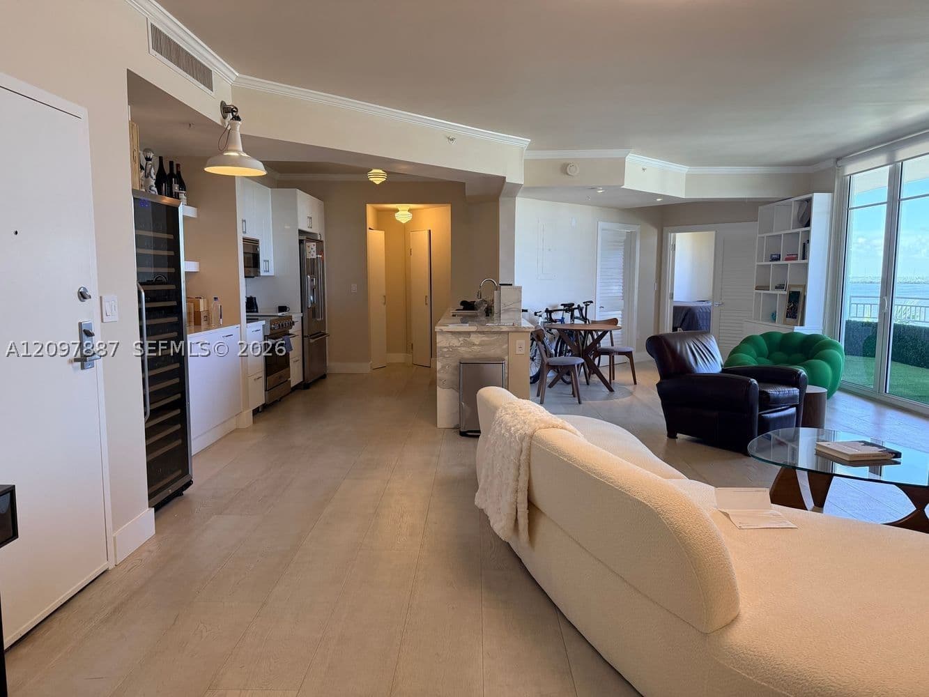 2-bedroom Condo — 1 Century Ln #605, Miami Beach, FL 33139