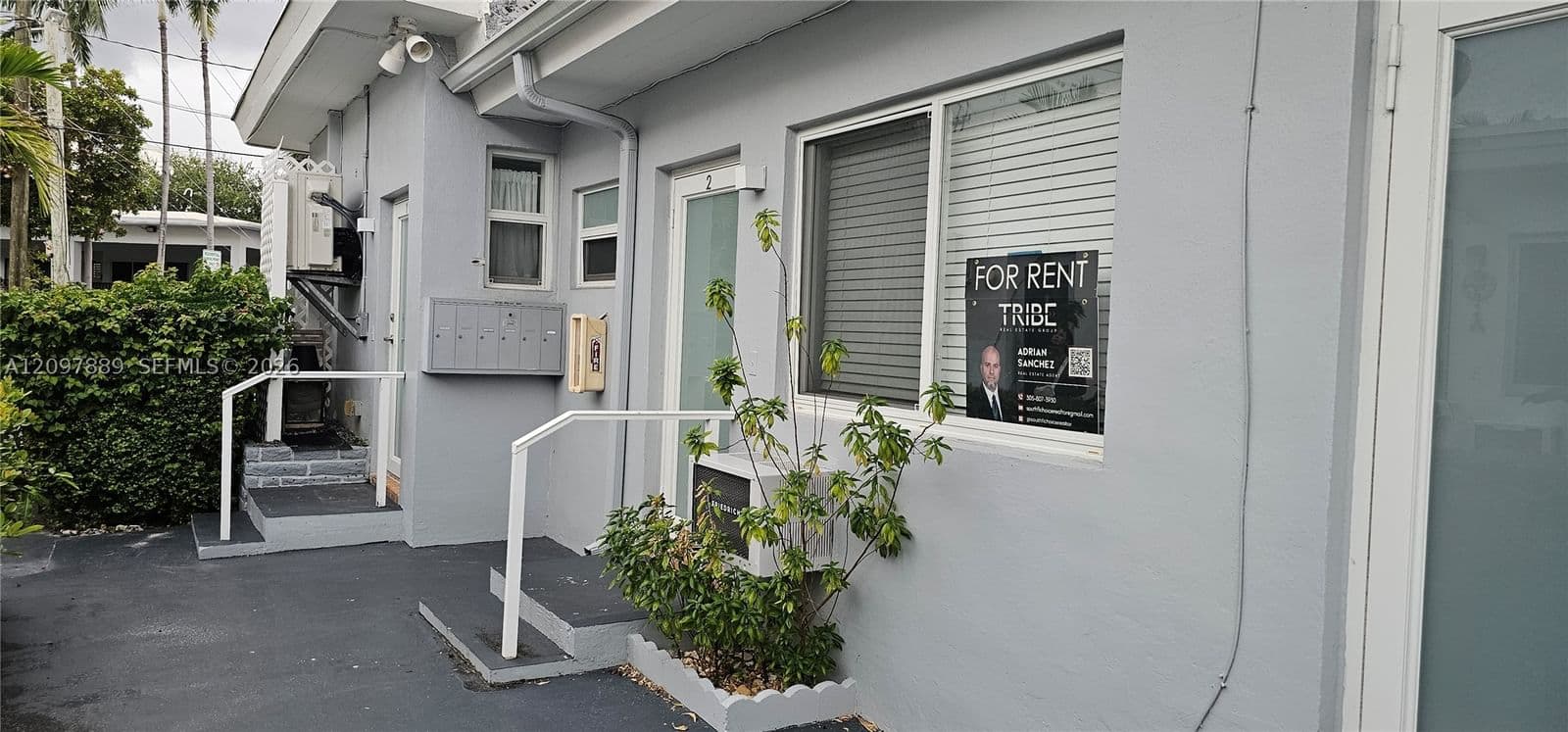 1+1 Daire — 8035 Byron Ave #2, Miami Beach, FL 33141