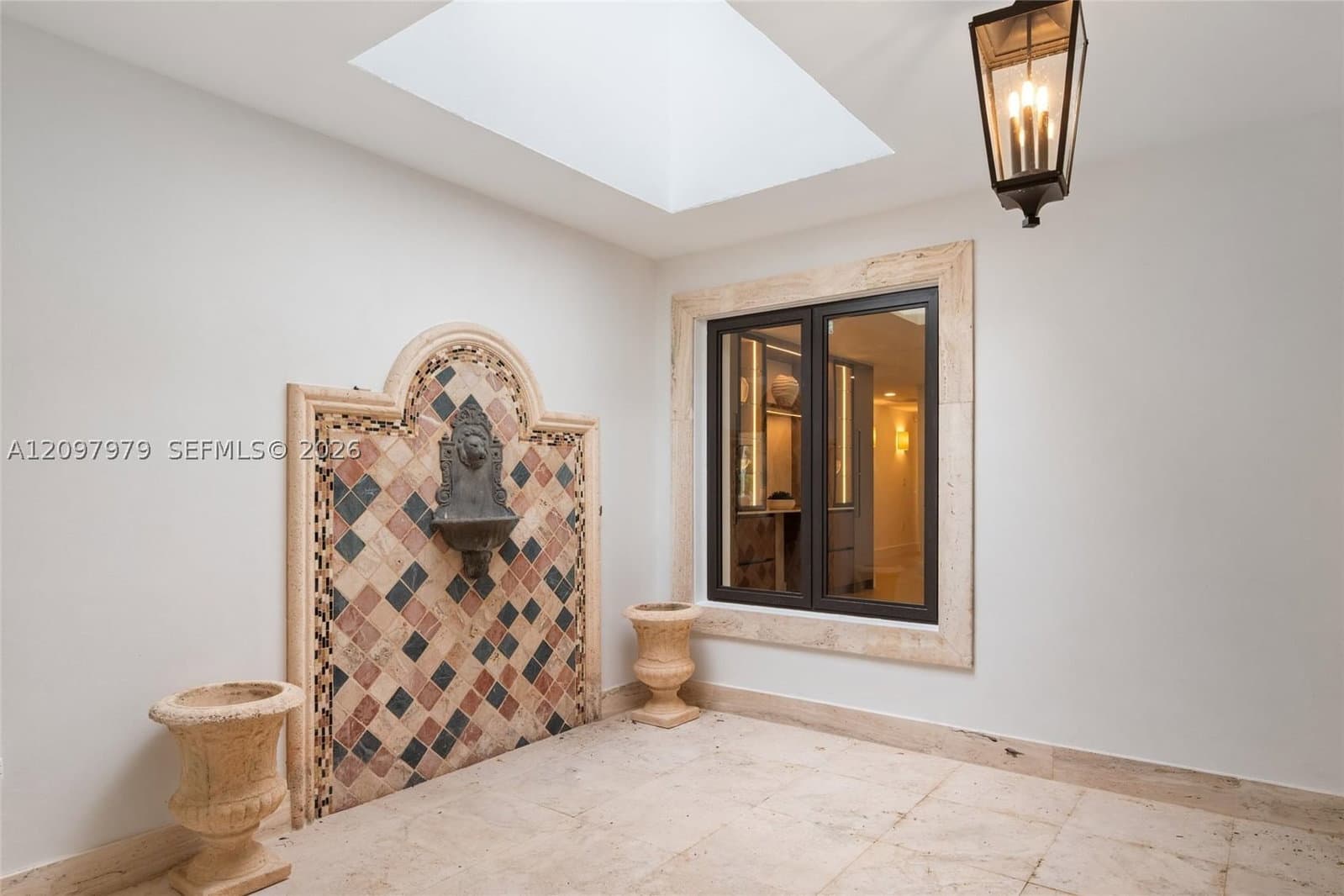 4+1 Müstakil ev — 1320 Alhambra Cir, Coral Gables, FL 33134