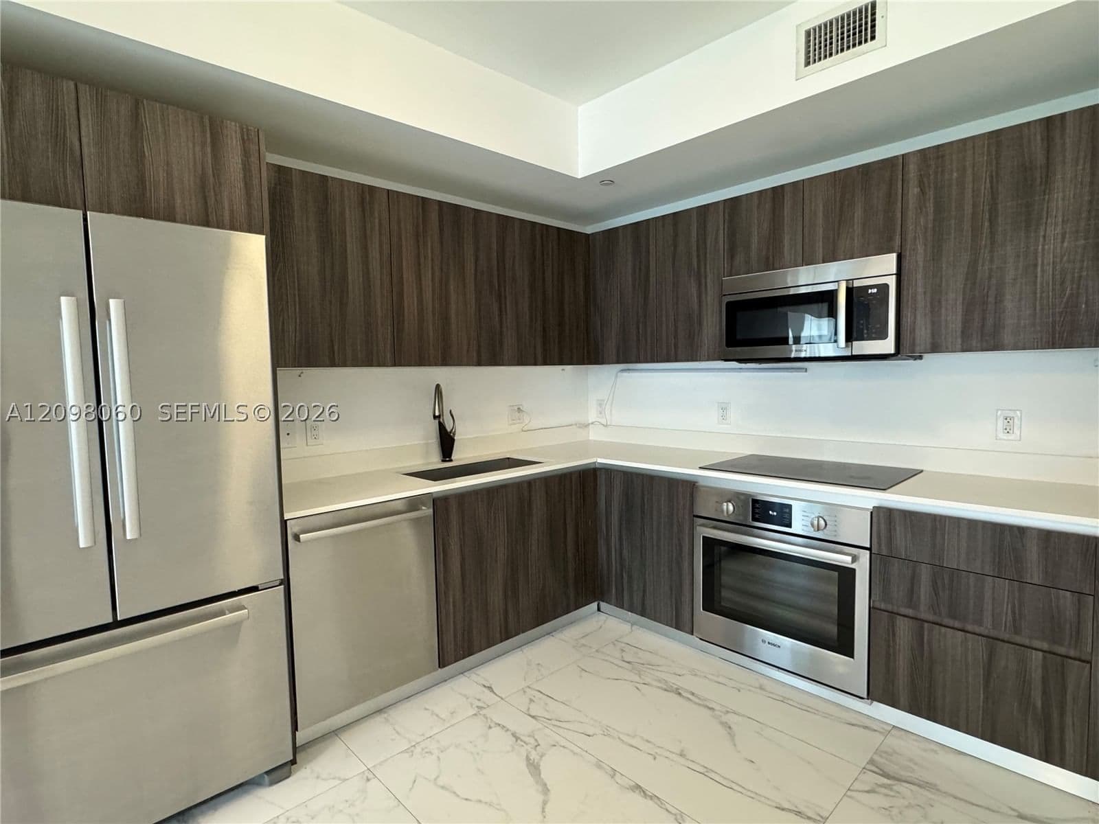 1+1 Condo — 488 18th St #3103, Miami, FL 33132