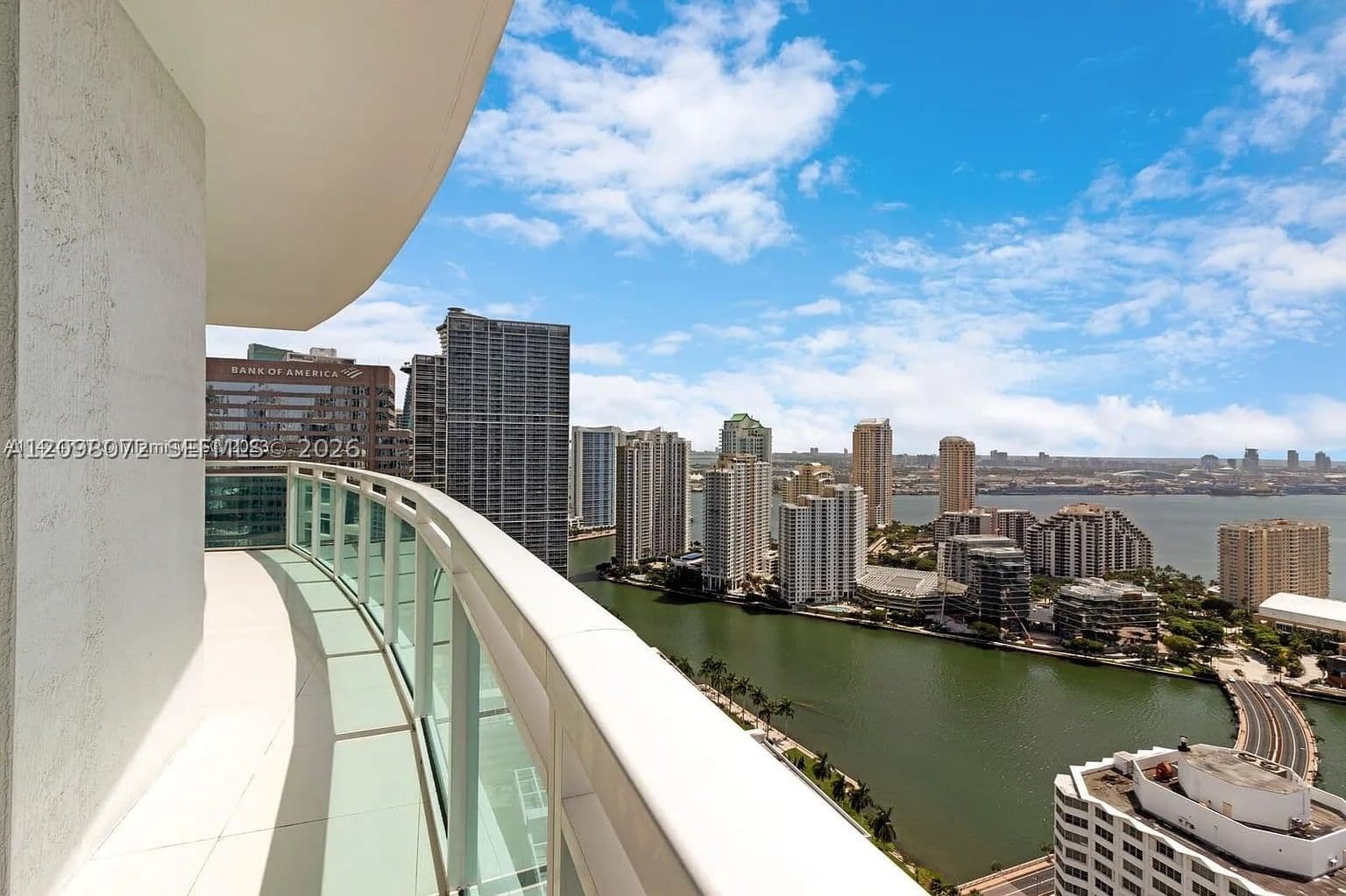 2+1 Condo — 950 Brickell Bay Dr #3710, Miami, FL 33131