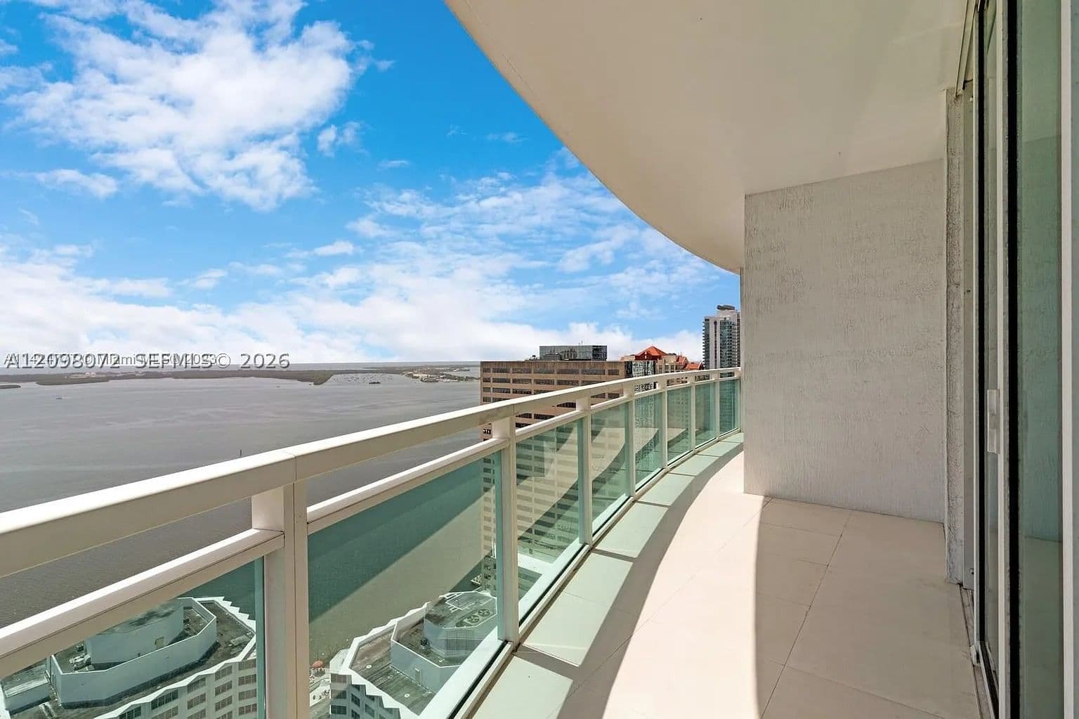 2+1 Condo — 950 Brickell Bay Dr #3710, Miami, FL 33131