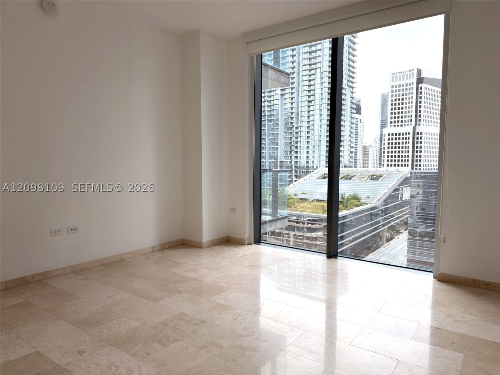 2+1 Condo — 88 7th St #2005, Miami, FL 33130