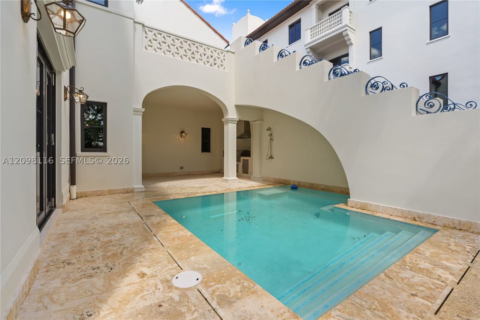 3+1 Condo — 555 Santander Avenue #V4, Coral Gables, FL 33134