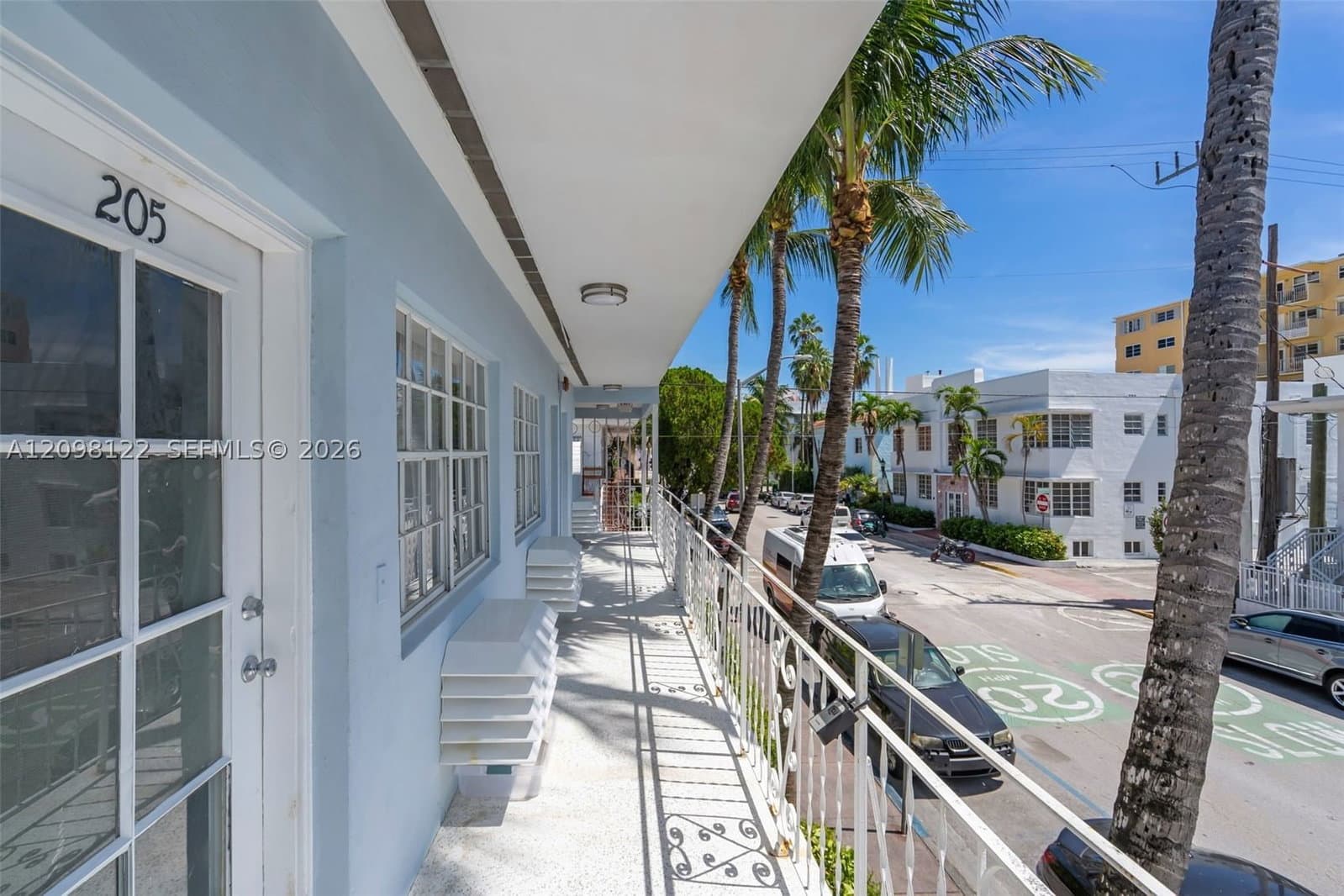 Condo — 635 8th St #205, Miami Beach, FL 33139