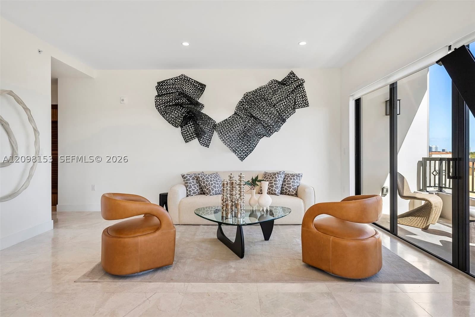 2+1 Daire — 701 Valencia Ave #604, Coral Gables, FL 33134
