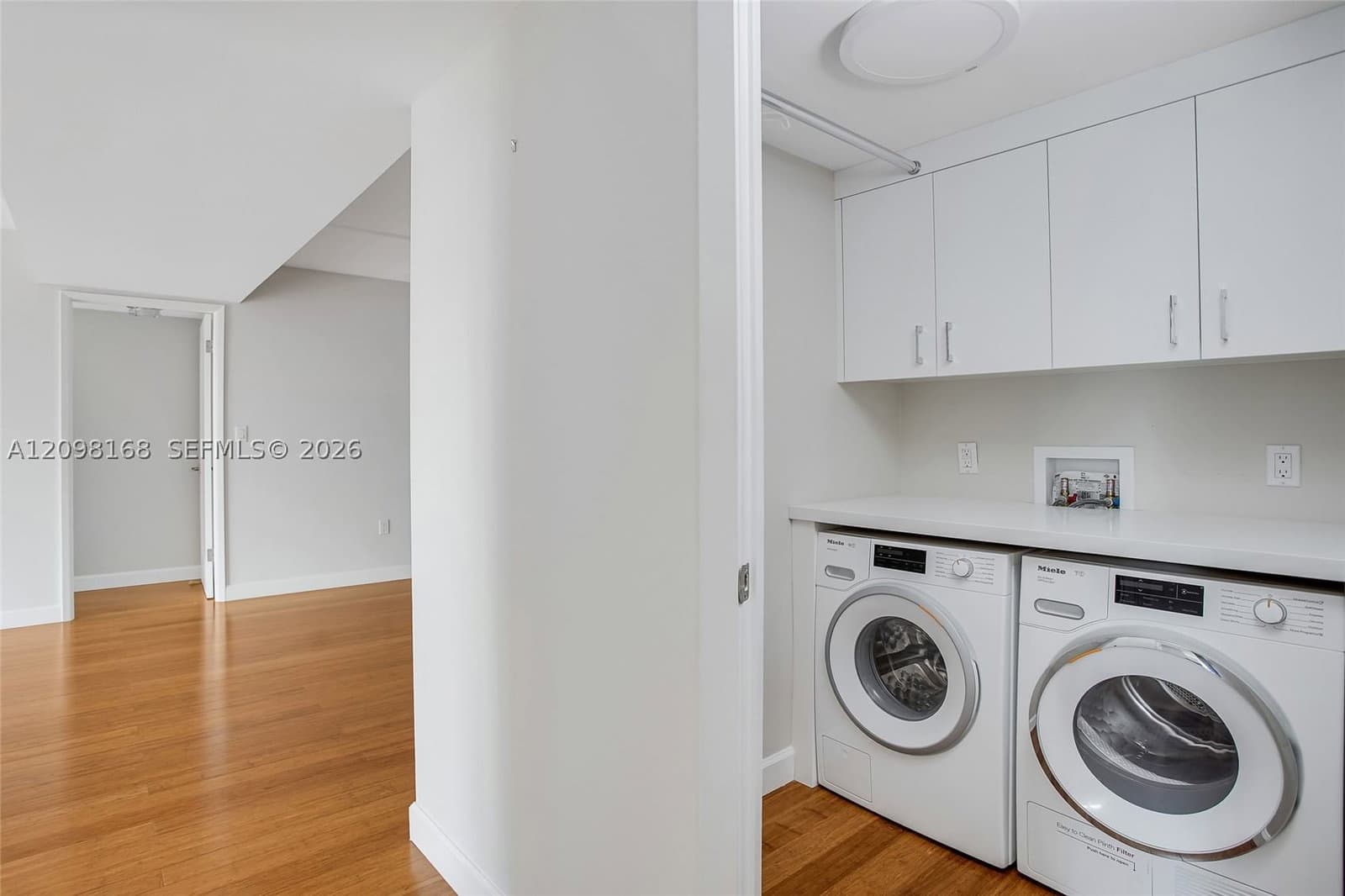 2+1 Condo — 600 Biltmore Way #306, Coral Gables, FL 33134