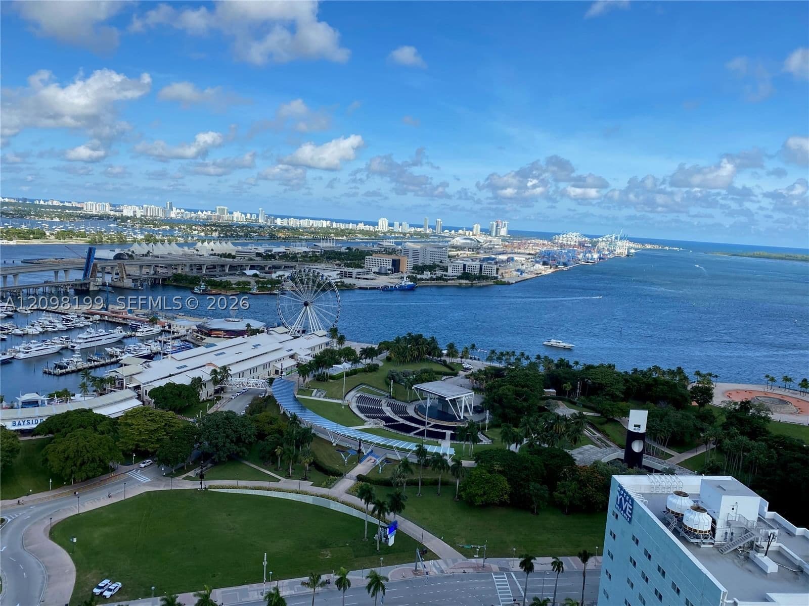 Condo — 253 2nd St #3007, Miami, FL 33132