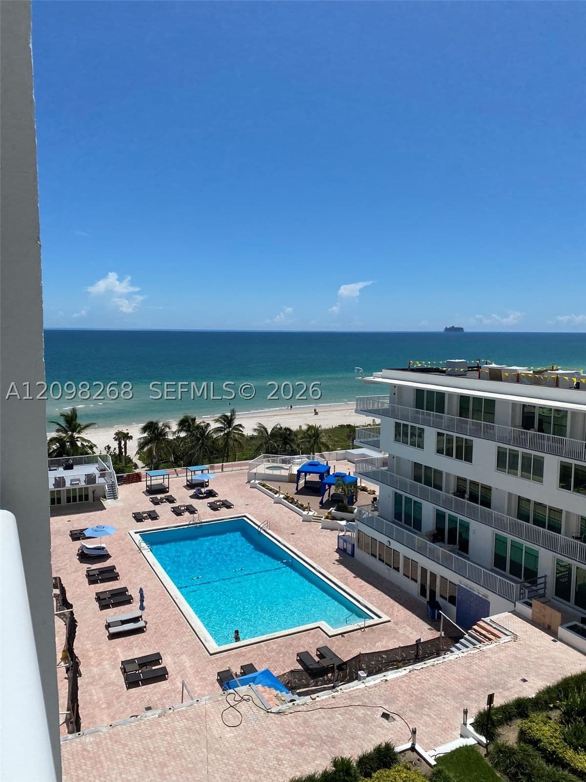 1+1 Condo — 5401 Collins Ave #612, Miami Beach, FL 33140