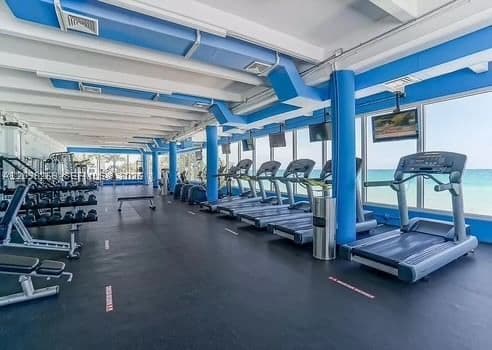 1+1 Condo — 5401 Collins Ave #612, Miami Beach, FL 33140