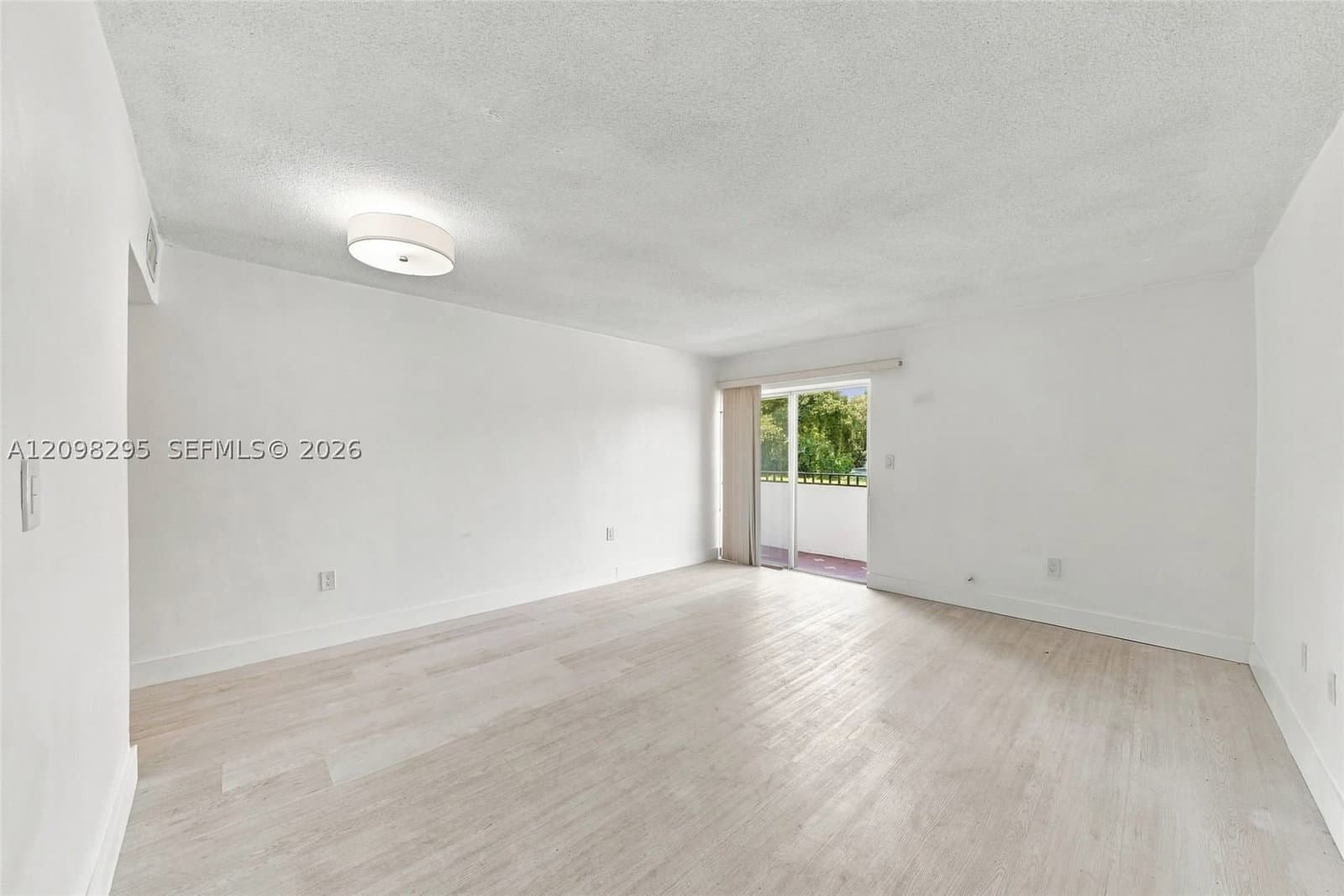 2+1 Condo — 1800 25th St #2204, Miami, FL 33133