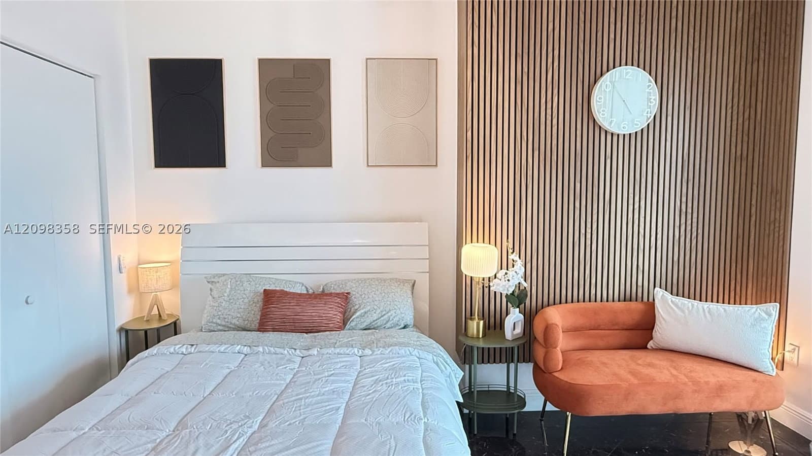 Condo — 185 7th St #2206, Miami, FL 33130
