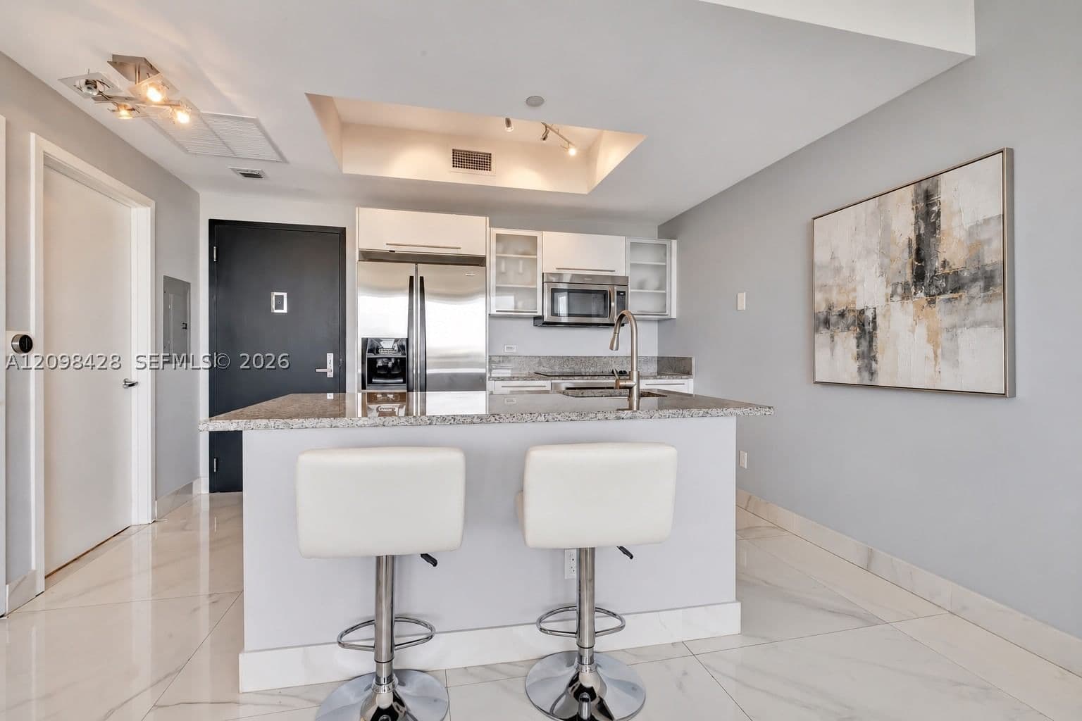 1+1 Condo — 888 Biscayne Blvd #411, Miami, FL 33132