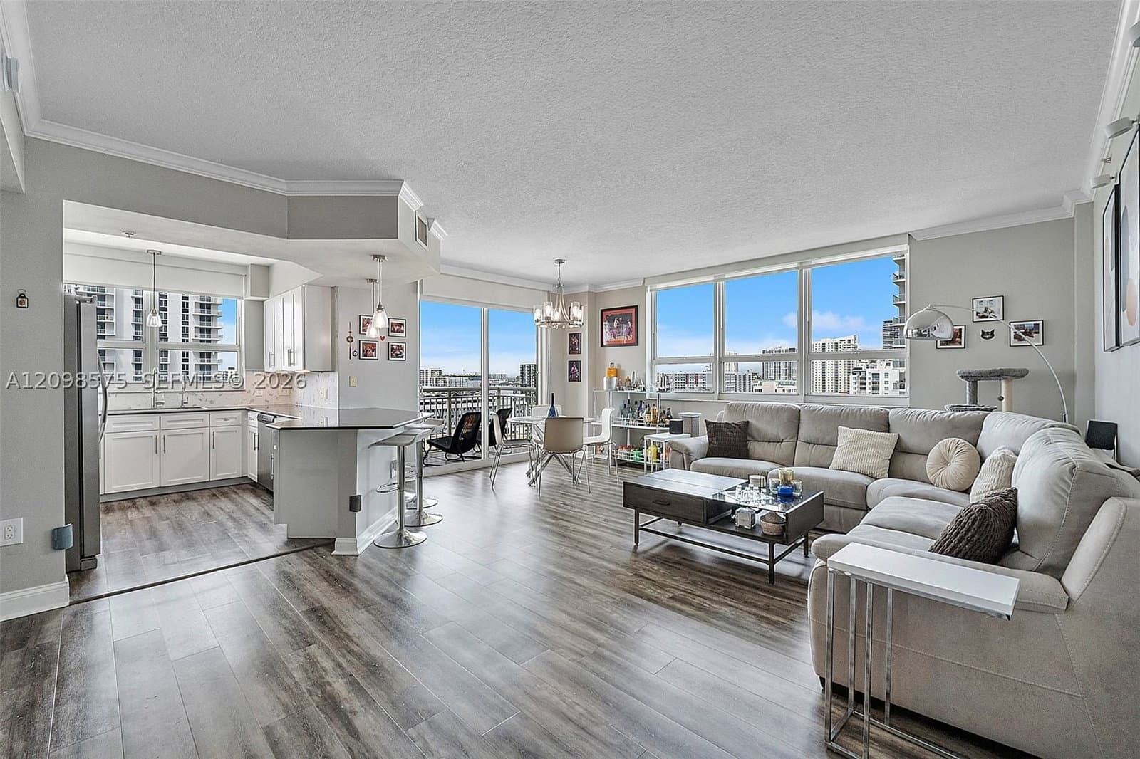 2+1 Condo — 2000 Bayshore Dr #1401, Miami, FL 33137