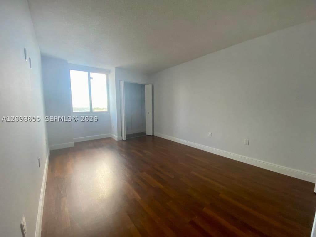 2+1 Condo — 850 Miami Ave #W-1004, Miami, FL 33136