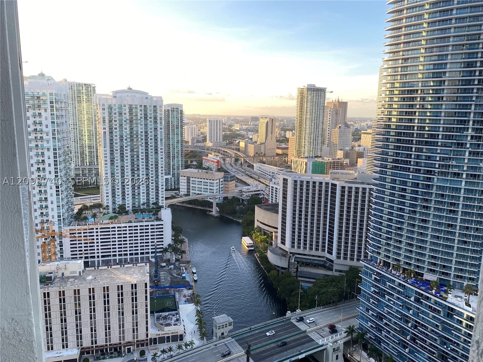 Condo — 475 BRICKELL AV #3808, Miami, FL 33131