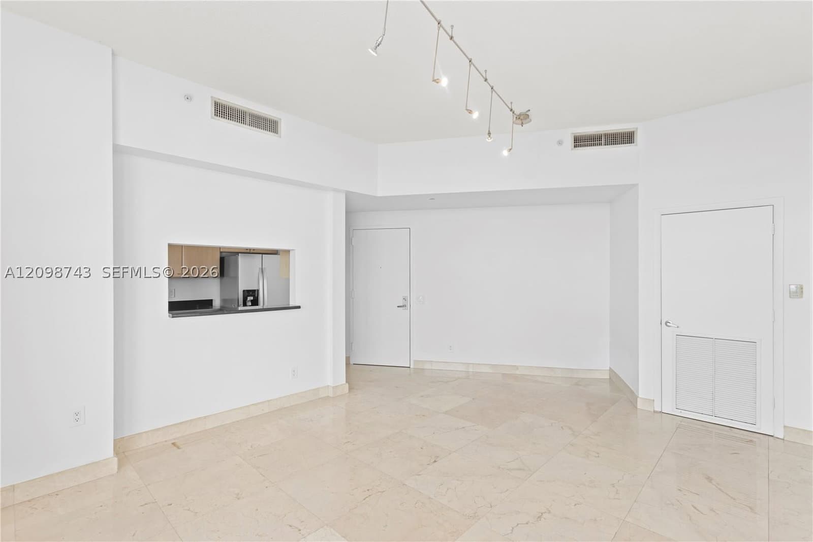 1+1 Condo — 2475 Brickell Ave #2601, Miami, FL 33129
