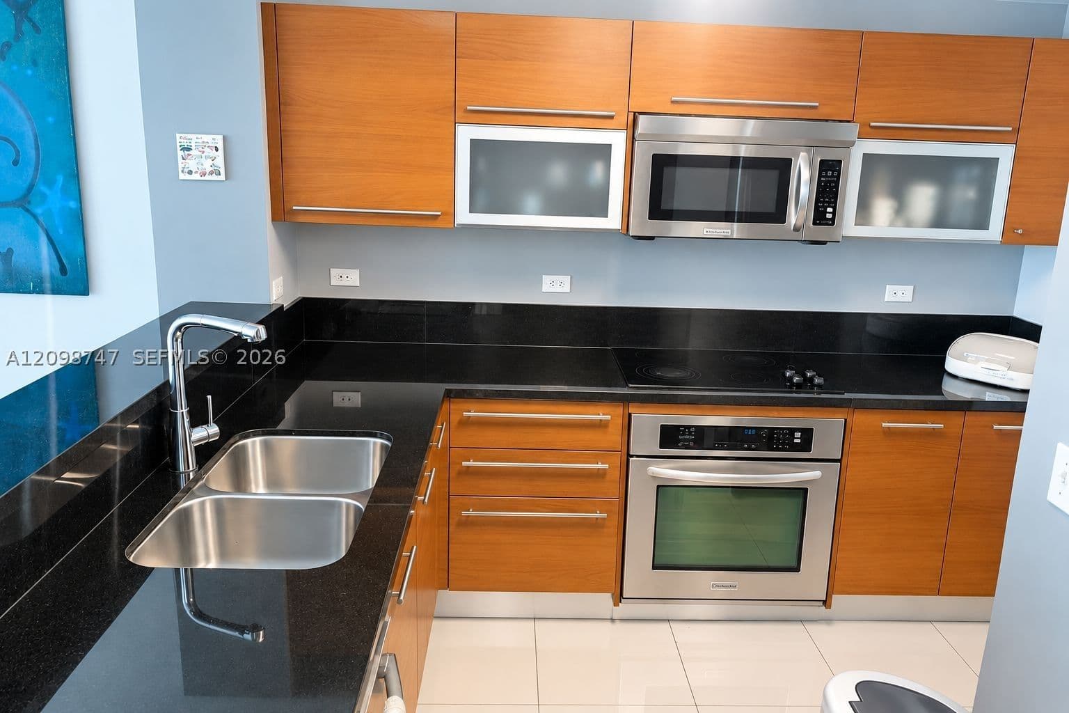 1+1 Condo — 244 Biscayne Blvd #3204, Miami, FL 33132