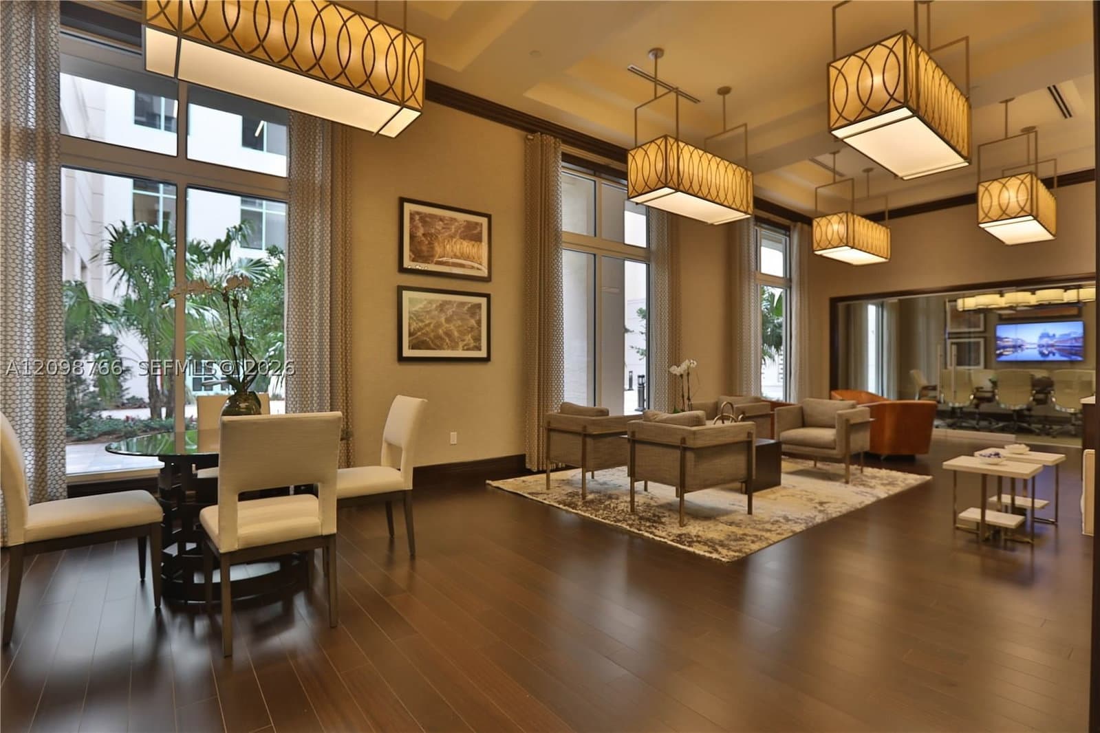 2+1 Daire — 2000 Salzedo Street #420, Coral Gables, FL 33134