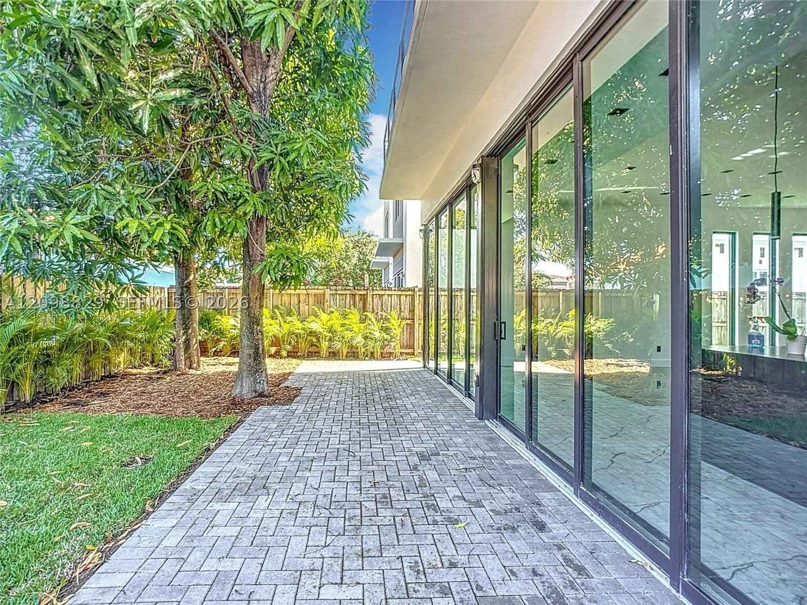 3+1 Müstakil ev — 3069 27th Ter #n/a, Miami, FL 33133