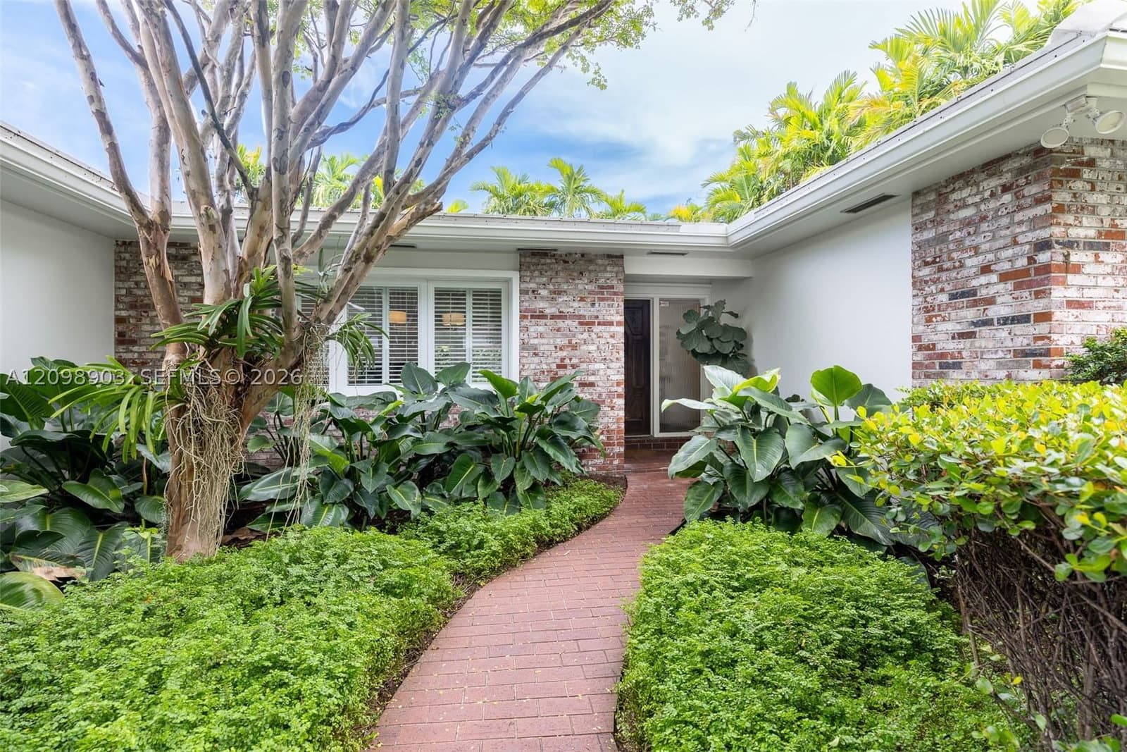 3+1 Müstakil ev — 6915 Barquera St #0, Coral Gables, FL 33146