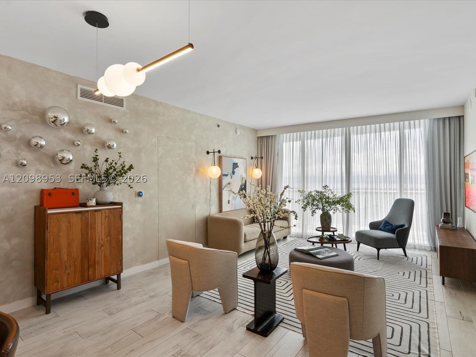 2+1 Condo — 465 Brickell Ave #4905, Miami, FL 33131