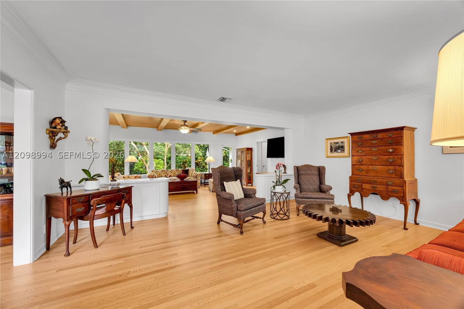3+1 Müstakil ev — 1245 Algardi Ave, Coral Gables, FL 33146