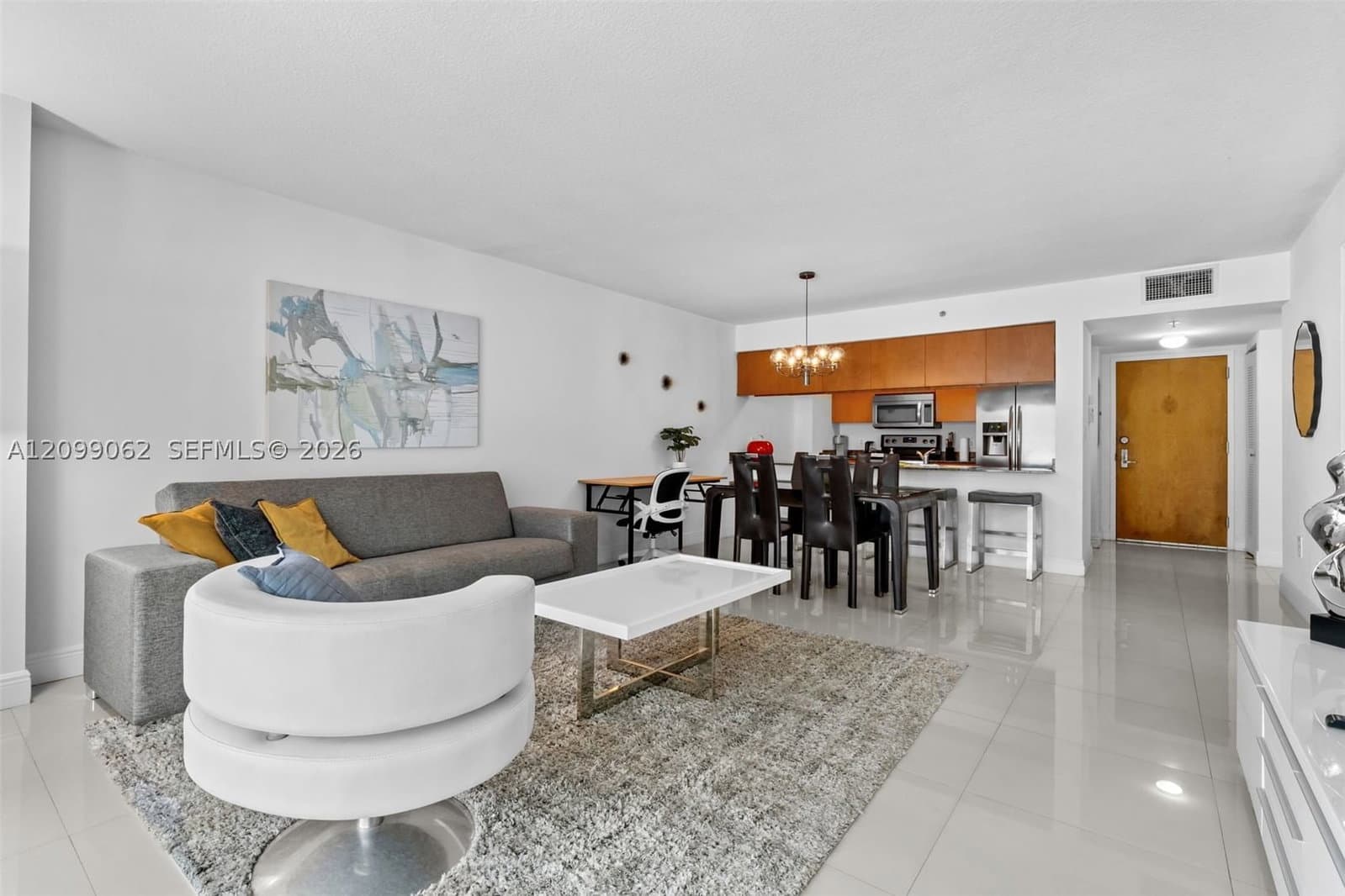 1+1 Condo — 1200 Brickell Bay Dr #3908, Miami, FL 33131