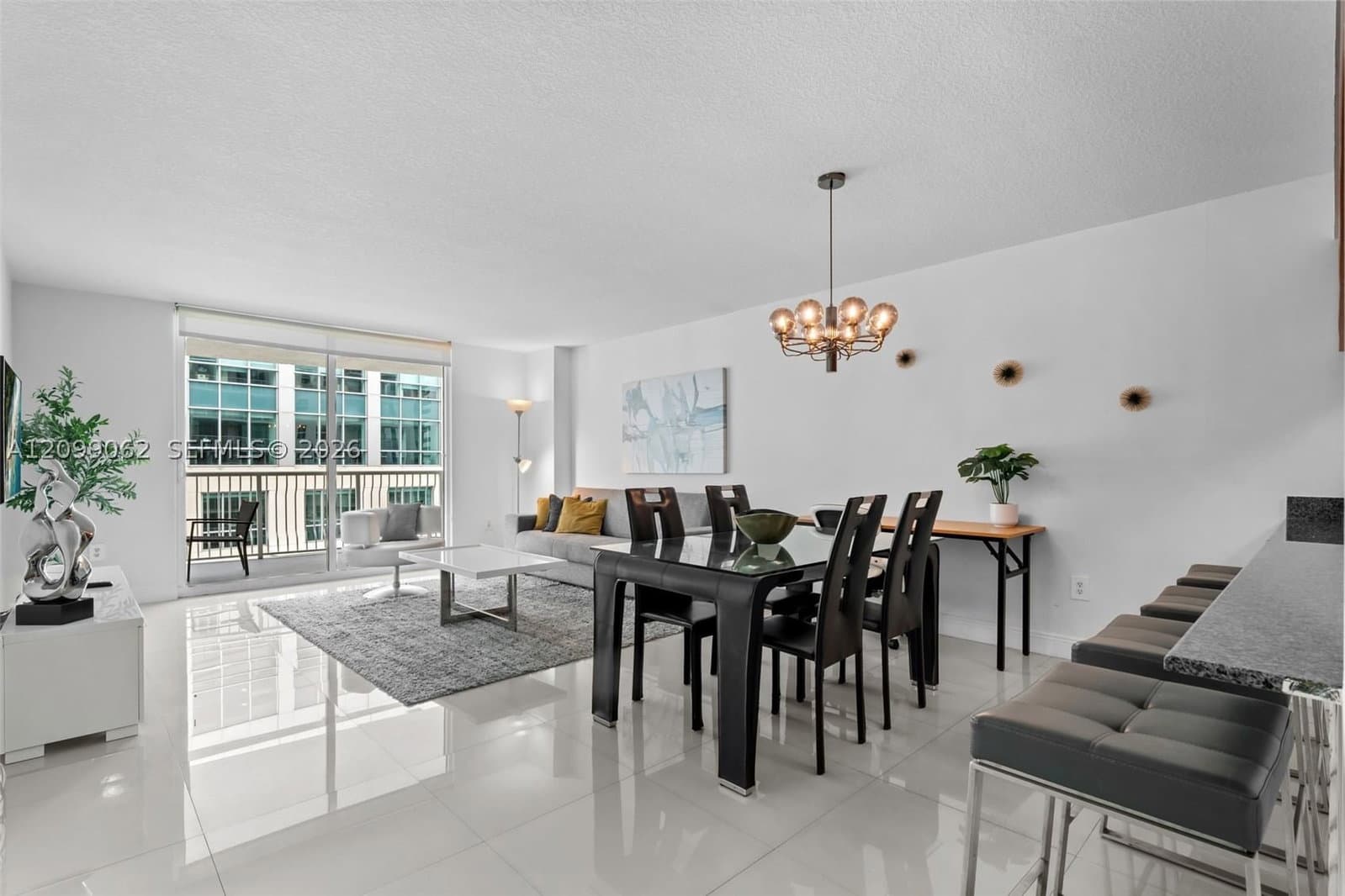 1+1 Condo — 1200 Brickell Bay Dr #3908, Miami, FL 33131