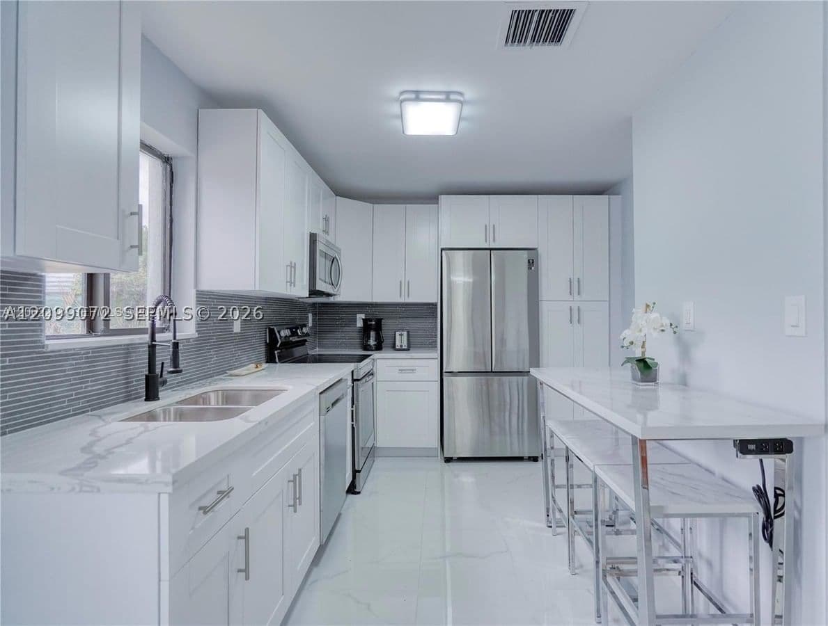 2+1 Mülk — 173 47th St #0, Miami, FL 33127