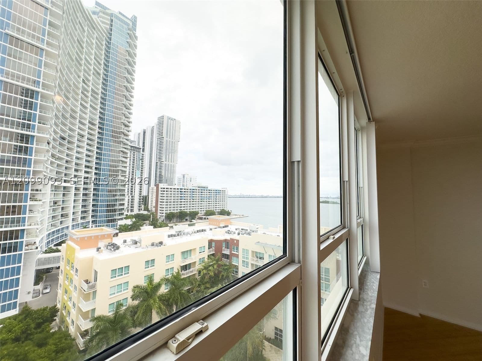 2+1 Condo — 2000 Bayshore Dr #1101, Miami, FL 33137