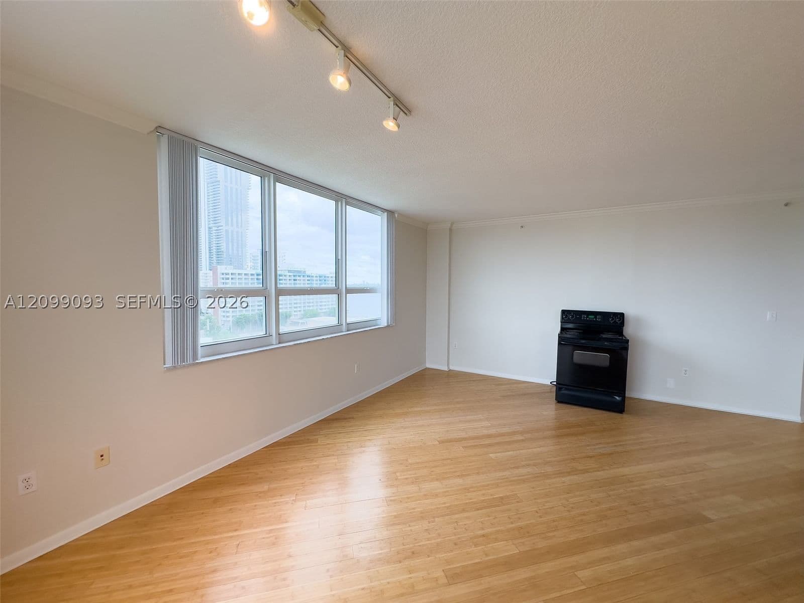 2+1 Condo — 2000 Bayshore Dr #1101, Miami, FL 33137