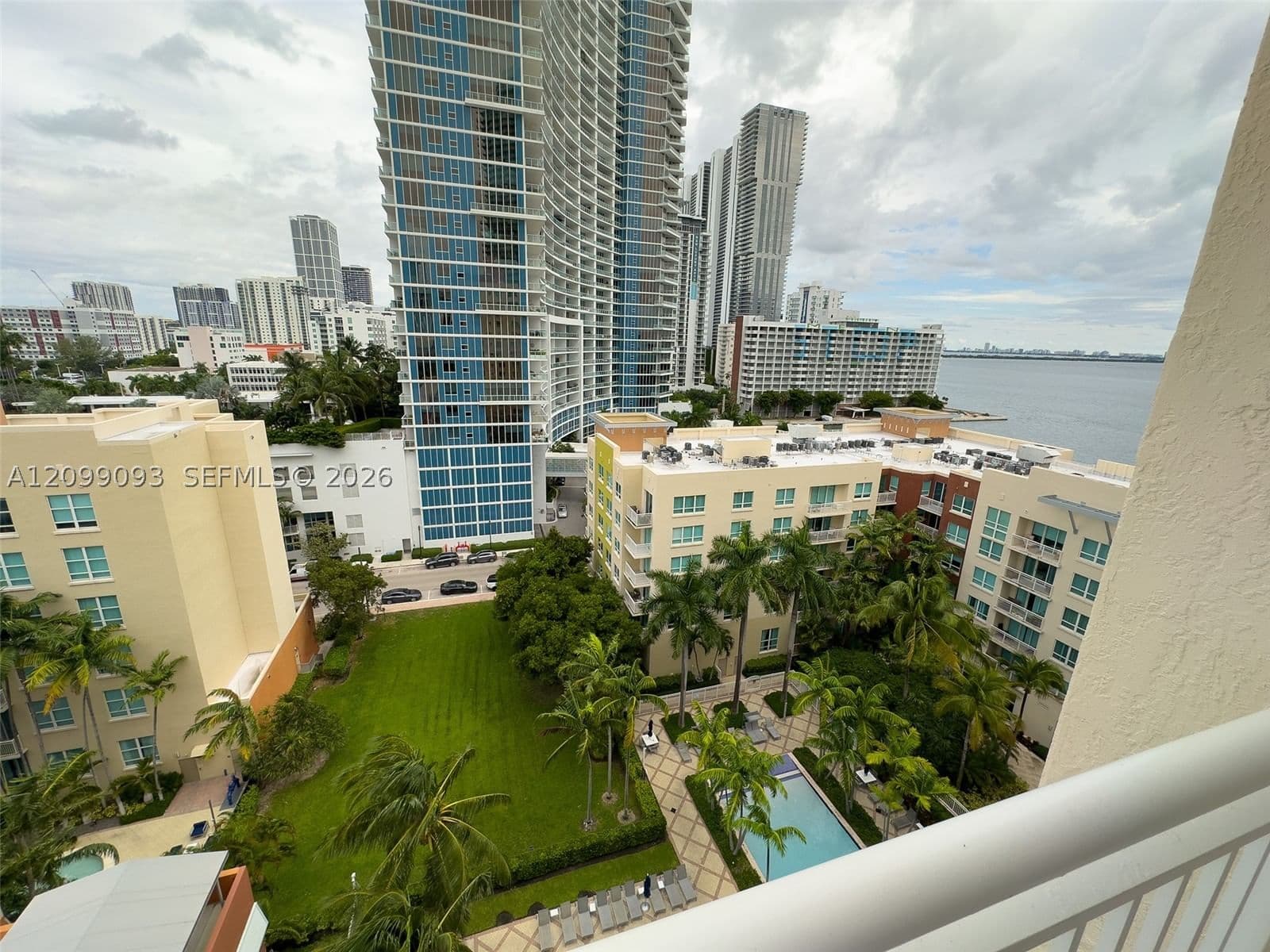 2+1 Condo — 2000 Bayshore Dr #1101, Miami, FL 33137