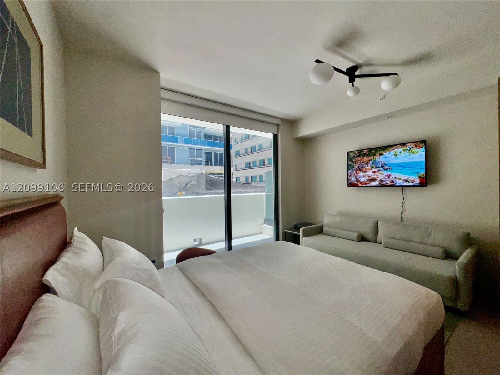 Condo — 11 6th St #208, Miami, FL 33132