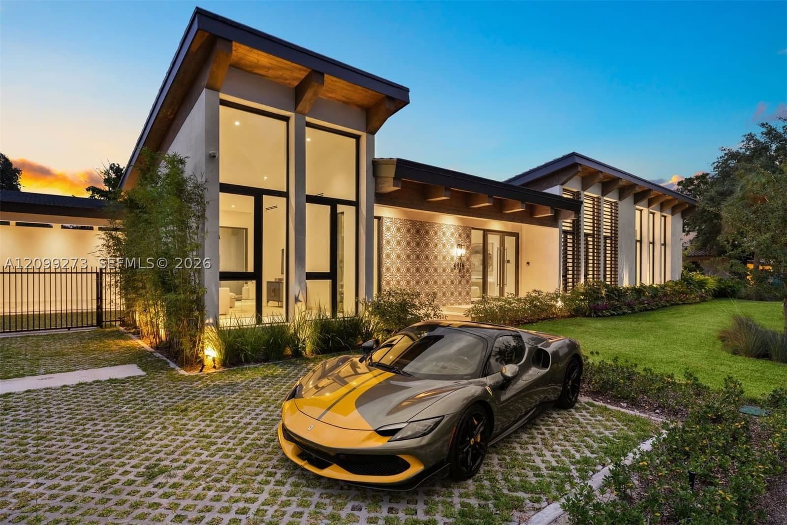 6+1 Müstakil ev — 6716 San Vicente St, Coral Gables, FL 33146