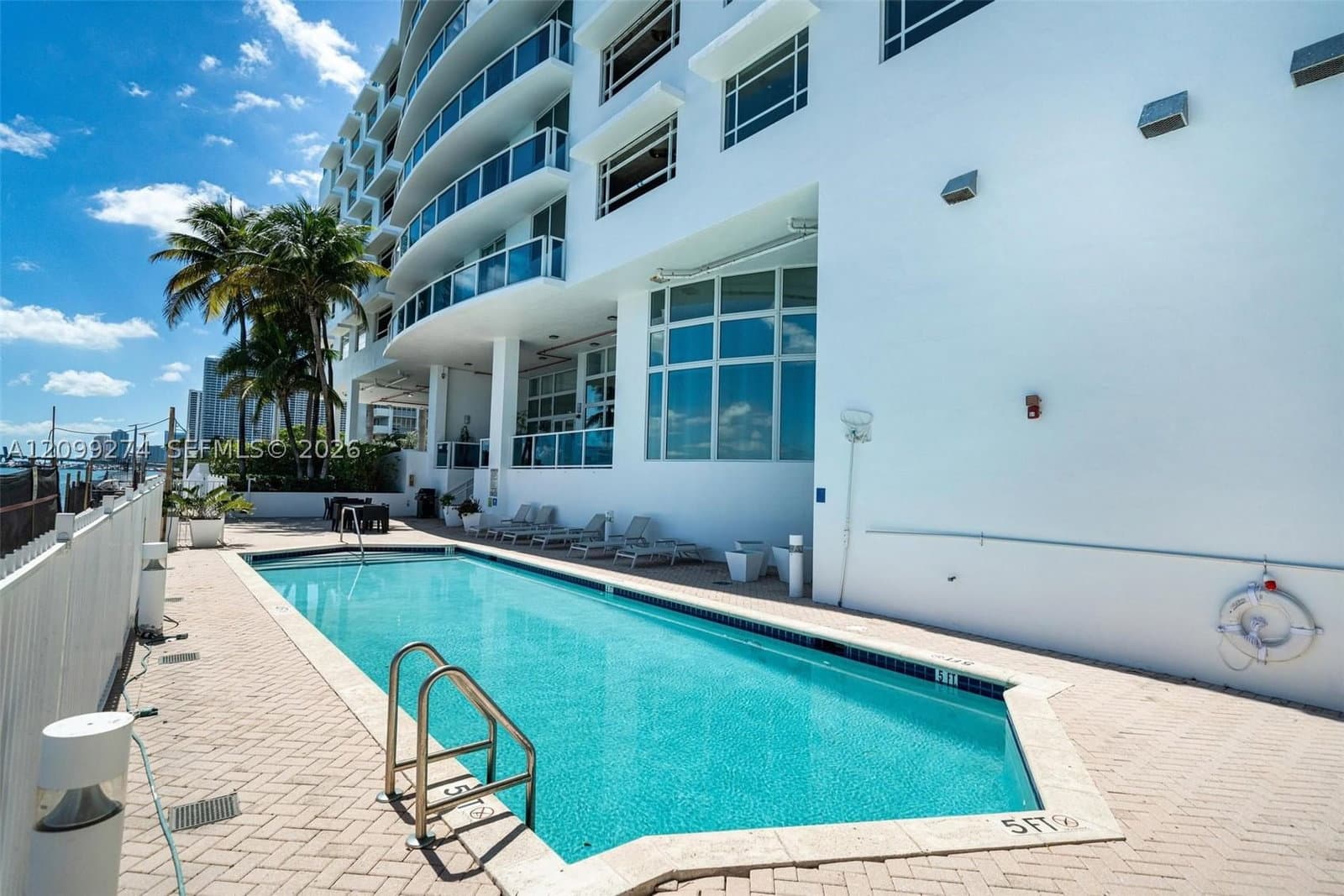 1+1 Condo — 725 22nd St #PH2C, Miami, FL 33137