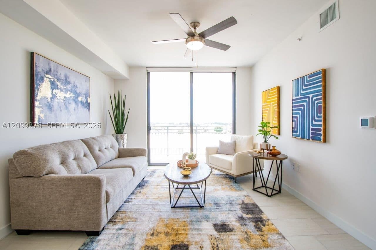1+1 Daire — 3645 36th St #322, Miami, FL 33142