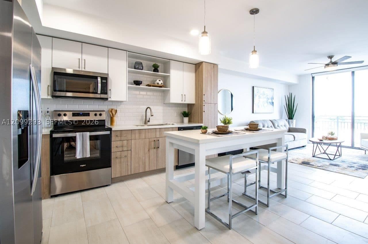 1+1 Daire — 3645 36th St #410, Miami, FL 33142