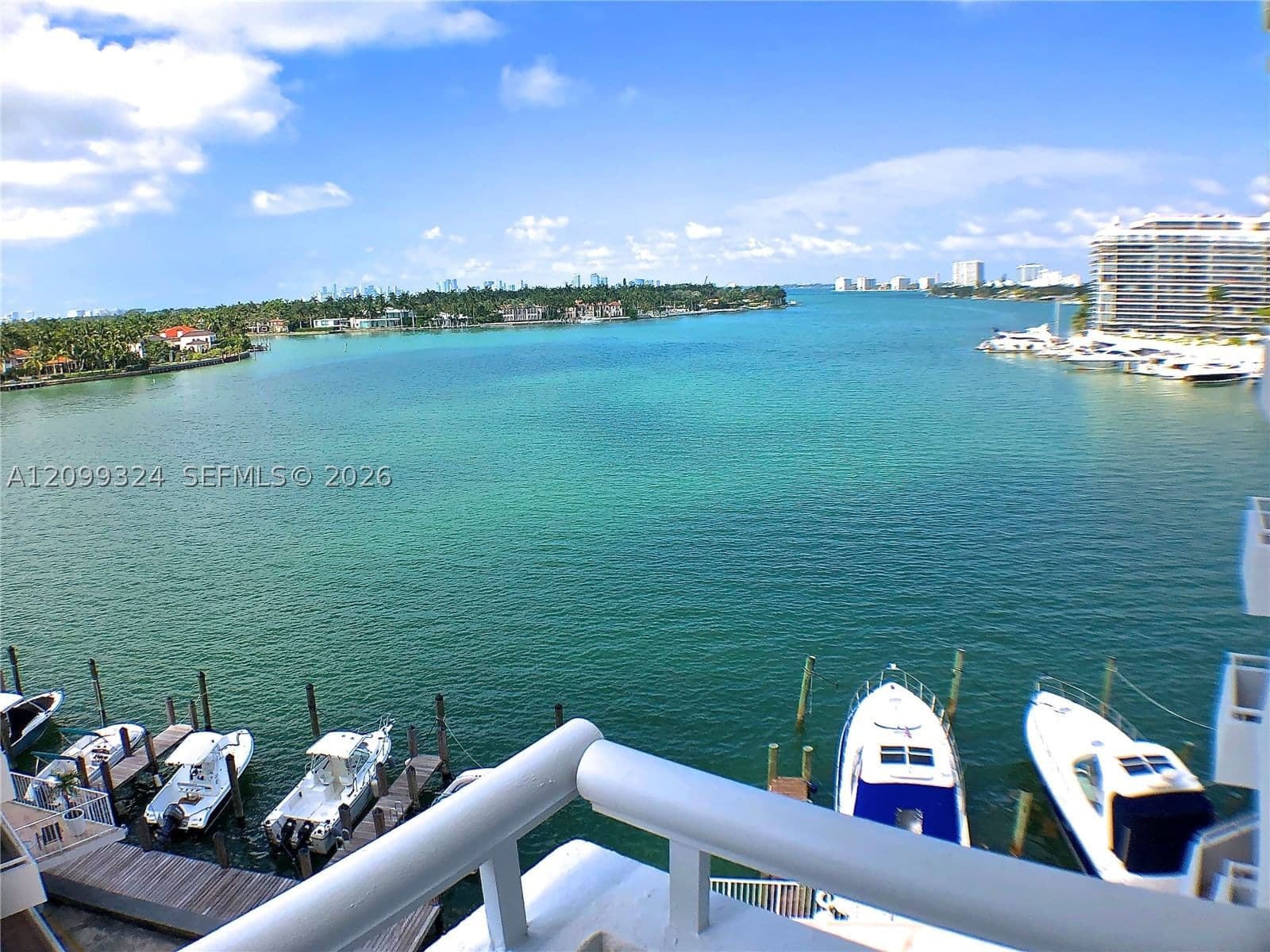 1+1 Condo — 6830 Indian Creek Dr #6D, Miami Beach, FL 33141