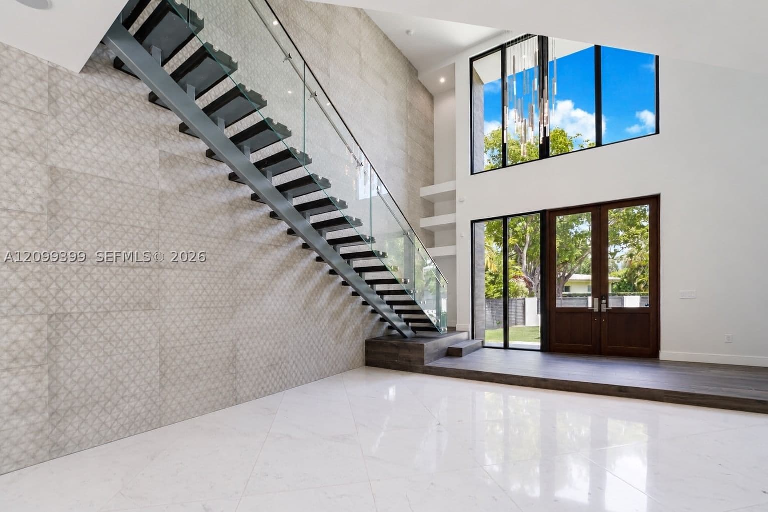 5+1 Müstakil ev — 56 Samana Dr, Miami, FL 33133