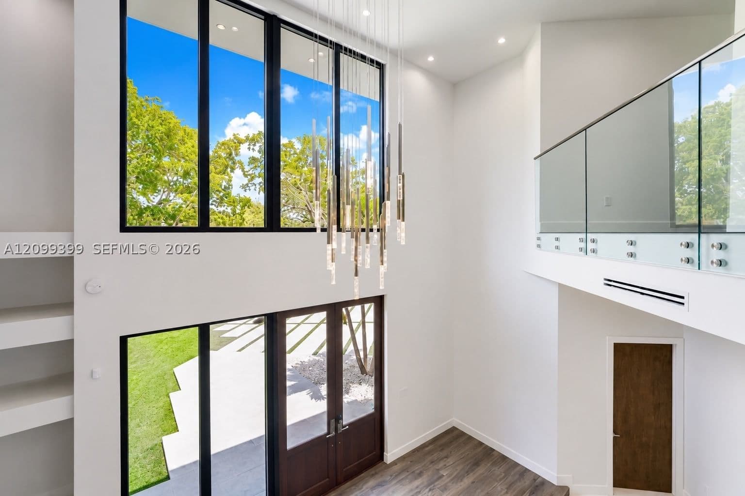 5+1 Müstakil ev — 56 Samana Dr, Miami, FL 33133