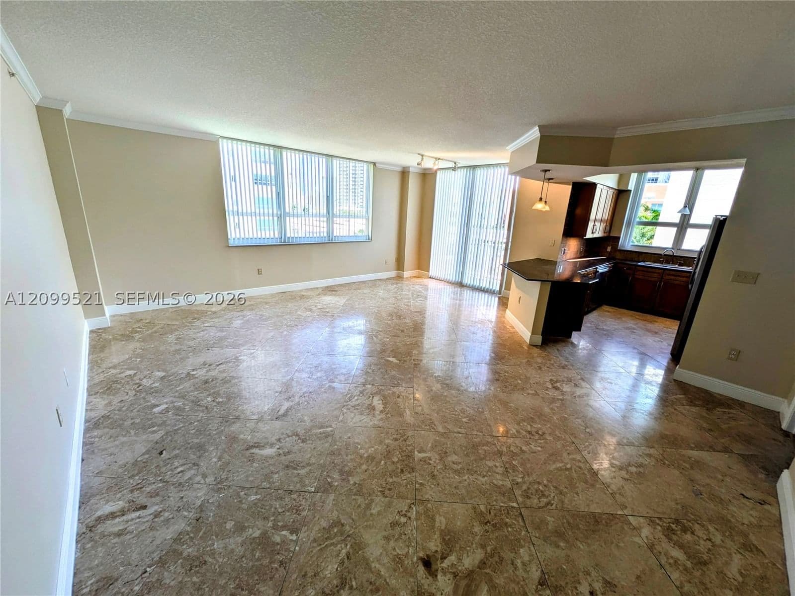 2+1 Condo — 2000 BAYSHORE DR #627, Miami, FL 33137