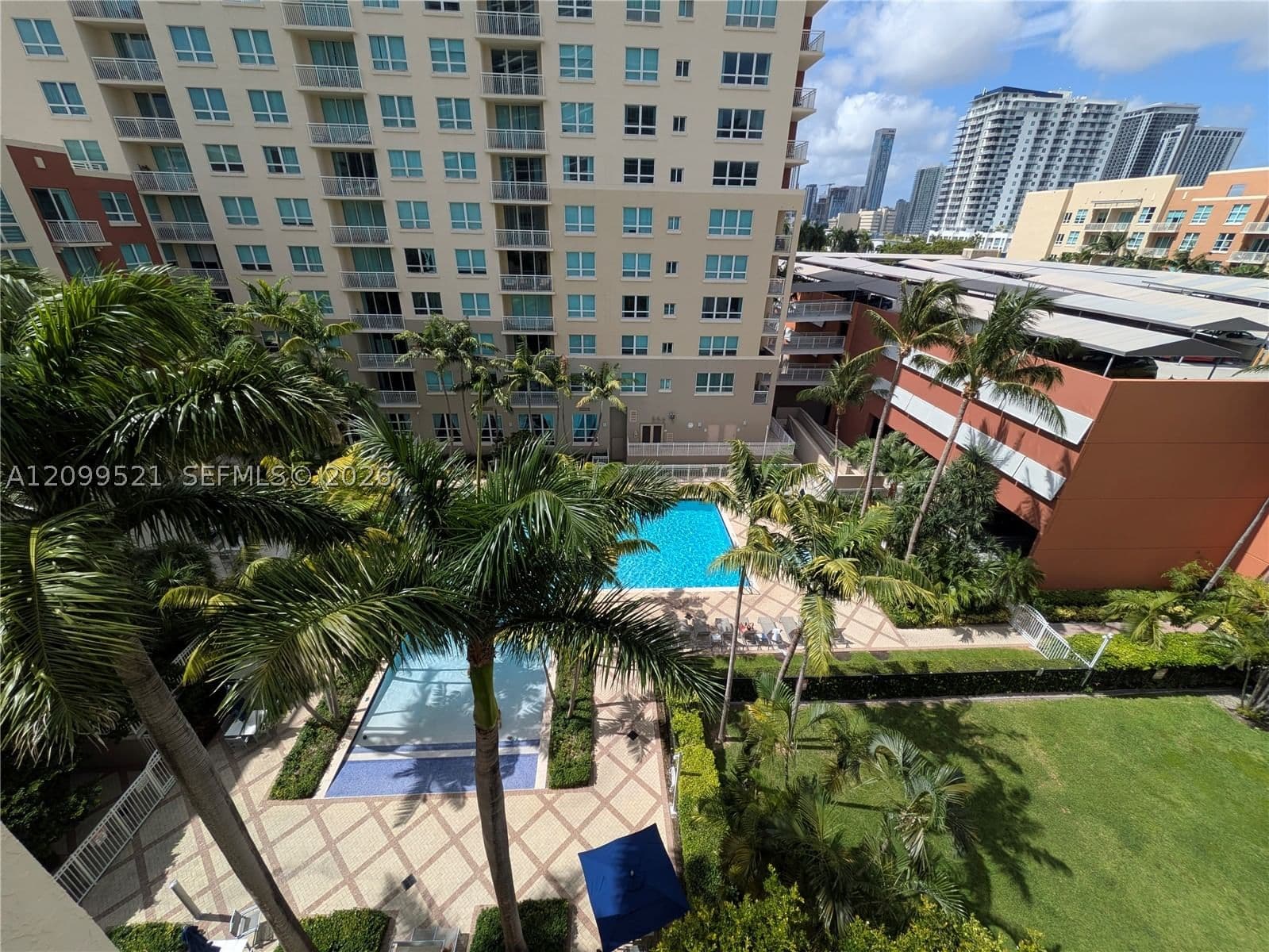 2+1 Condo — 2000 BAYSHORE DR #627, Miami, FL 33137