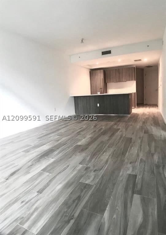 1+1 Condo — 801 Miami Ave #1408, Miami, FL 33130