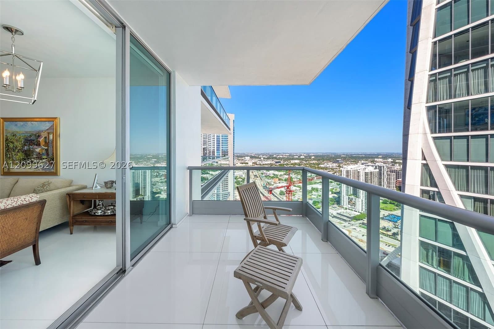1+1 Condo — 900 Biscayne Blvd #5310, Miami, FL 33132