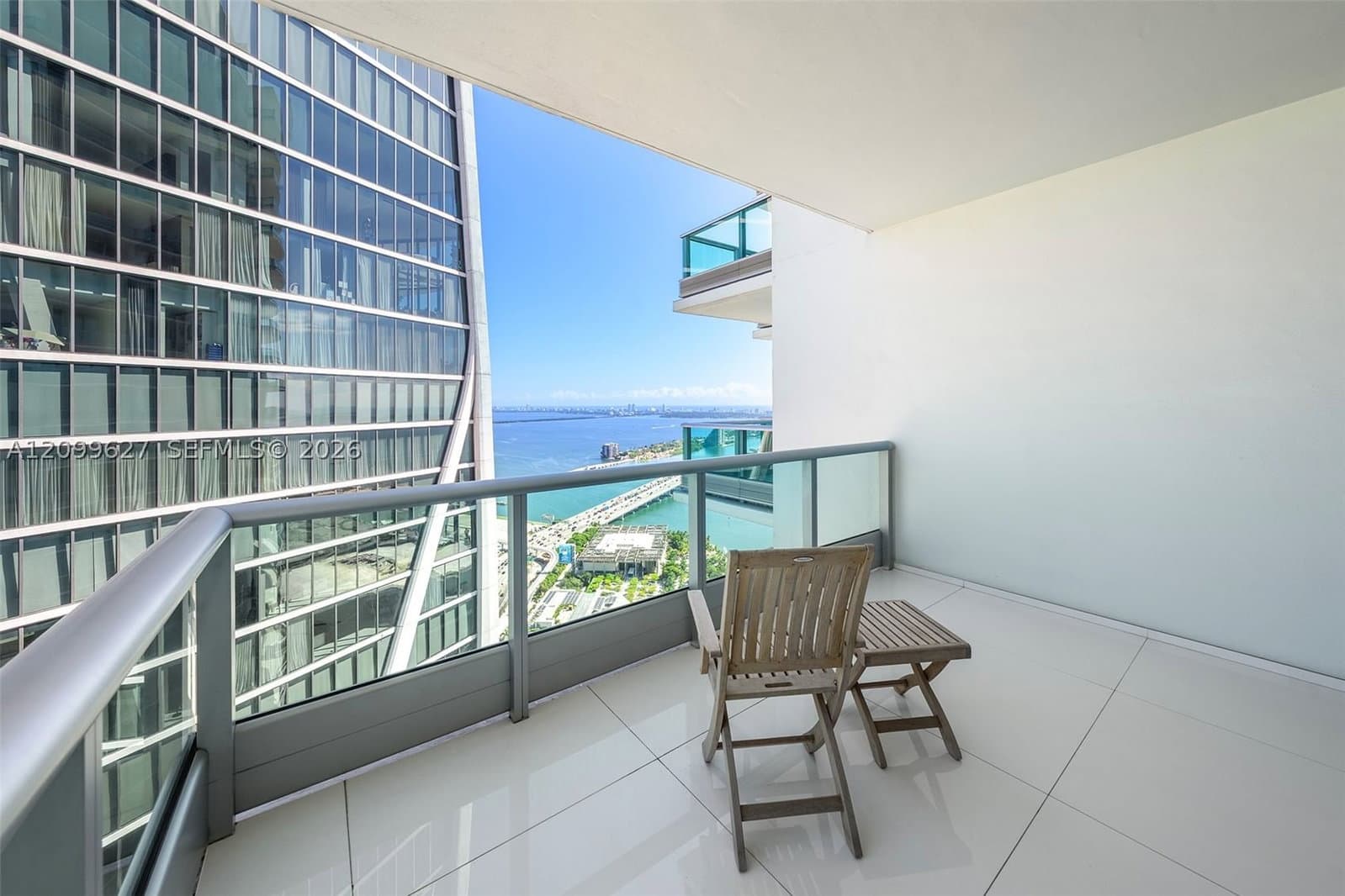 1+1 Condo — 900 Biscayne Blvd #5310, Miami, FL 33132